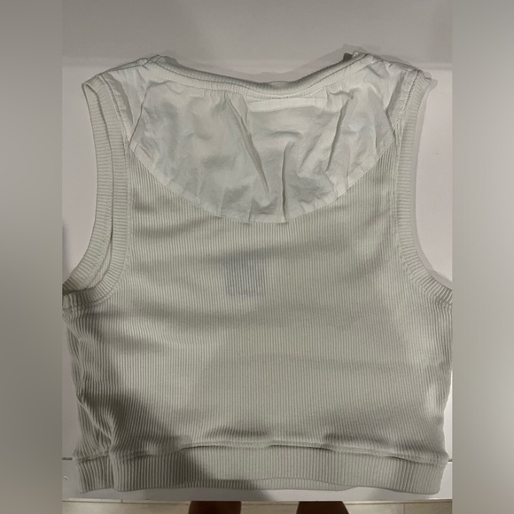 Loewe Crop Tank - Picture 3 of 4